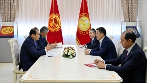Kırgızistan Cumhurbaşkanı Caparov, Türk Konseyi Genel Sekreteri Amreyev'i kabul etti