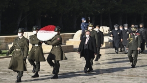 KKTC'nin Ankara Büyükelçisi Köprülü, Anıtkabir'i ziyaret etti