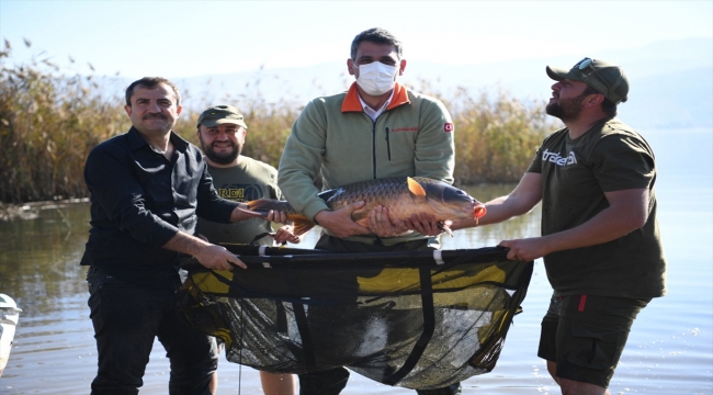 Kocaeli'deki "14. Uluslararası Sazan Balığı Tutma Yarışması" sona erdi