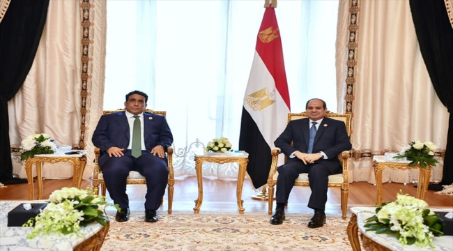 Mısır Cumhurbaşkanı Sisi, Libya Başkanlık Konseyi Başkanı Menfi ile "Libya'yı" görüştü