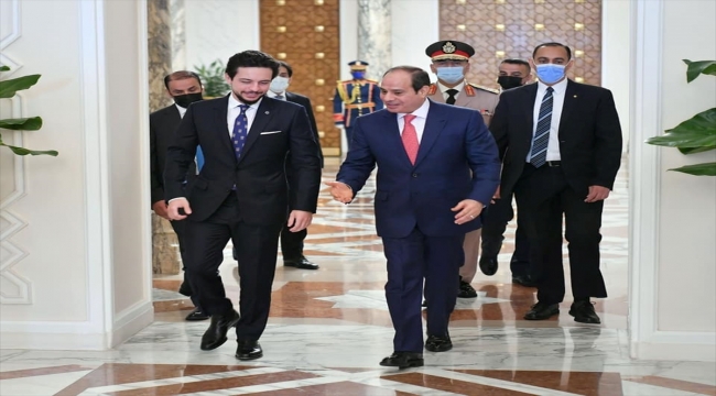 Mısır Cumhurbaşkanı Sisi, Ürdün Veliaht Prensi Hüseyin ile "ikili iş birliğini" görüştü