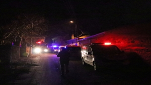 Niğde'de evin bahçesindeki boş karavanda patlama meydana geldi