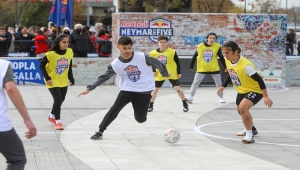 Red Bull Neymar Jr's Five'in şehir elemesi Çanakkale'de yapıldı