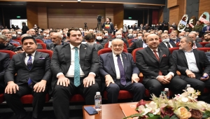 Saadet Partisi Genel Başkanı Karamollaoğlu partisinin Pendik İlçe Kongresi'ne katıldı: