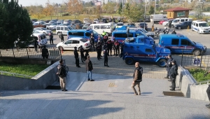 Samsun'da baba ve oğlunu silahla öldürdüğü iddia edilen zanlı tutuklandı