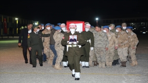  Şırnak'ta araç kazasında şehit olan askerin cenazesi memleketi İstanbul'a uğurlandı