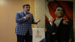 TBMM Plan ve Bütçe Komisyonu Başkanı Yılmaz, Bingöl'de partililere hitap etti: