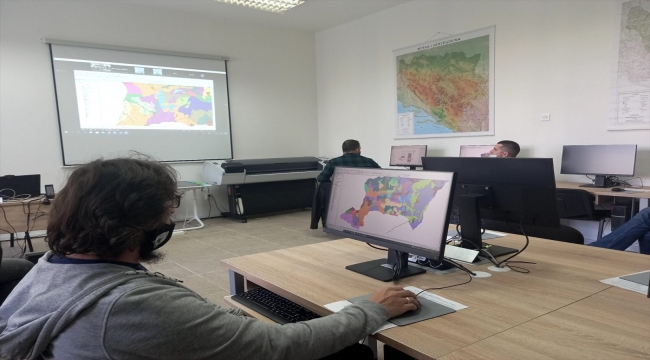 TİKA, Bosna Hersek'te coğrafi bilgi sistemleri eğitimi verdi 
