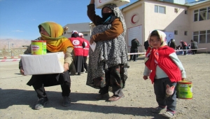 Türk Kızılay, Afganistan'da 2 bin koli gıda yardımında bulundu