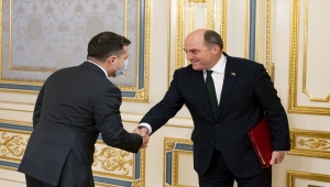 Ukrayna Devlet Başkanı Zelenskiy, İngiltere Savunma Bakanı Wallace'ı kabul etti