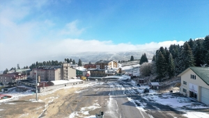 Uludağ'da kısa süreli kar yağışı