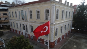 2. Abdülhamid'in yaptırdığı tarihi okul binasında restorasyon çalışmaları başlatıldı