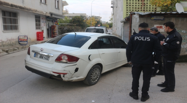 Adana'da çalınan otomobil kaza yapmış halde bulundu