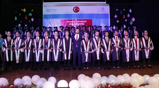Afgan-Türk Maarif Okulları Aryana Erkek Lisesi 107 mezun verdi