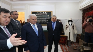 AK Parti Genel Başkanvekili Yıldırım, Uluslararası Türk Akademisi'ni ziyaret etti