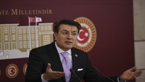 AK Parti'li Aydemir, İYİ Partili Yılmaz'ın doların düşüşüne ilişkin yorumunu eleştirdi