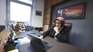 AK Parti'li Çam, AA'nın "Yılın Fotoğrafları" oylamasına katıldı