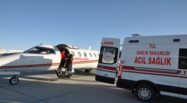 Ambulans uçak Danyal bebek için havalandı 