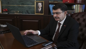 Ankara Valisi Şahin, AA'nın "Yılın Fotoğrafları" oylamasına katıldı