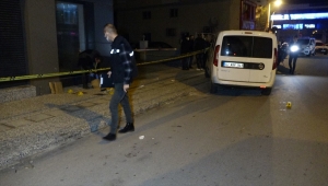 Antalya'da polis memuru kadın, arkadaşı tarafından bıçakla yaralandı