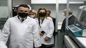 Bakan Pakdemirli, İzmir'de gıda laboratuvarı açılışında konuştu: