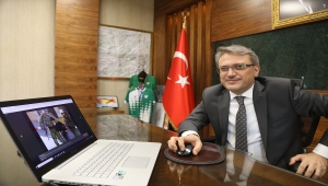 Bingöl Valisi Kadir Ekinci AA'nın "Yılın Fotoğrafları" oylamasına katıldı
