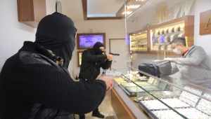 Bolu'da filmleri aratmayan kuyumcu soygunu tatbikatı