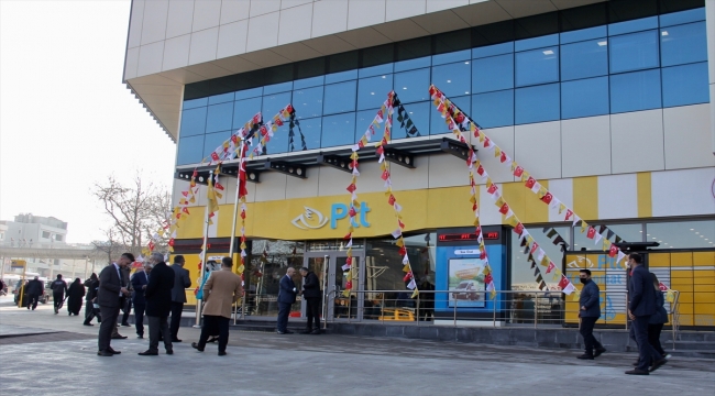 Bursa'da PTT'nin yeni konseptli hizmet binası açıldı