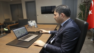 Çevre, Şehircilik ve İklim Değişikliği Bakanı Kurum, AA'nın "Yılın Fotoğrafları" oylamasına katıldı