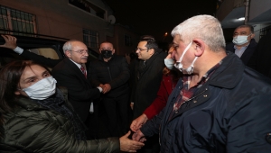 CHP Genel Başkanı Kılıçdaroğlu'ndan vefat eden halasının evine taziye ziyareti