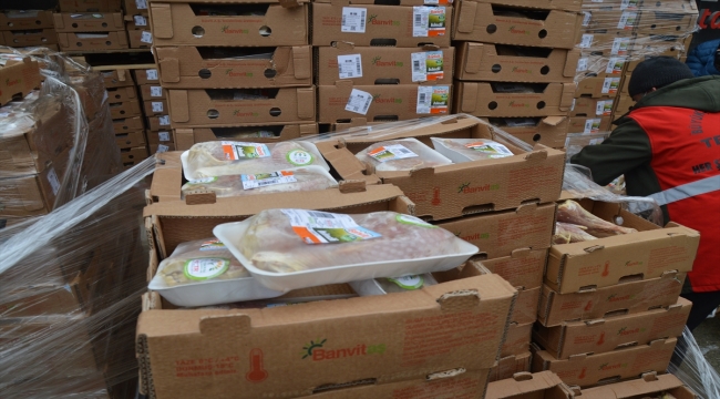Diyarbakır'da tarihi geçmiş 4 ton 200 kilogram hindi eti ele geçirildi