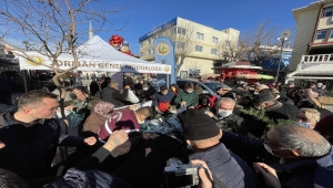 Edirne'de "Yeni yıla fidan dikerek gir" kampanyasında dağıtılan 3 bin fidan kısa sürede bitti 