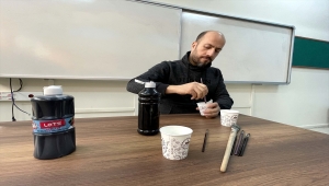 Elazığ'da resim öğretmenleri kütüphane duvarlarını tuvale dönüştürdü