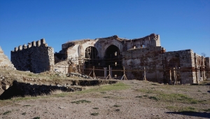 "Enez Ayasofyası" olarak bilinen tarihi cami 56 yıl sonra ibadete açılıyor