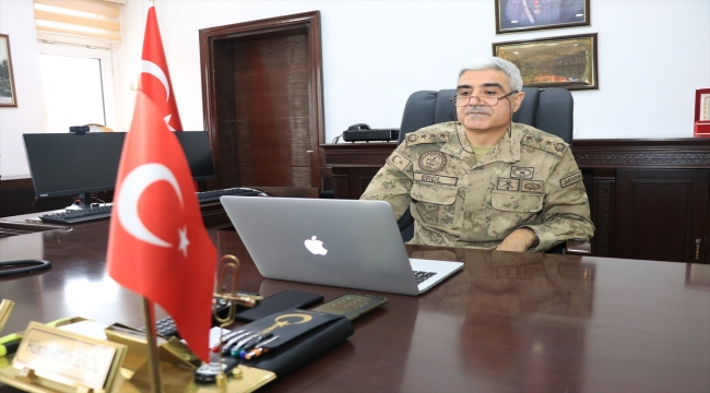 Erzincan İl Jandarma Komutanı Erol, AA'nın "Yılın Fotoğrafları" oylamasına katıldı