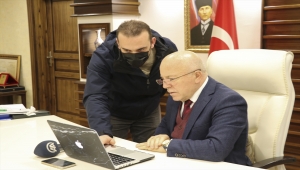 Erzurum Büyükşehir Belediye Başkanı Sekmen AA'nın "Yılın Fotoğrafları" oylamasına katıldı