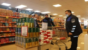 Erzurum'da zabıta ekiplerinin marketlerde fahiş fiyat denetimi sürüyor