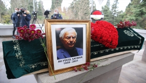 Eski İstanbul Barosu Başkanı Yücel Sayman son yolculuğuna uğurlandı