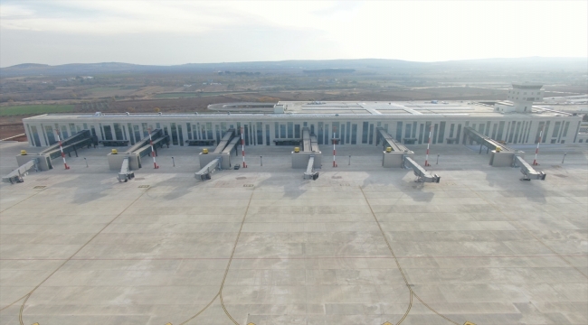 Gaziantep Havalimanı'nın yeni terminal binasının açılışı yarın yapılacak 