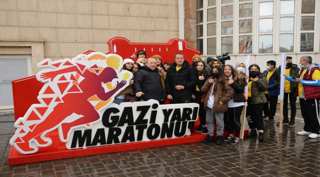 Gaziantep'te "Gazi Yarı Maratonu" başladı