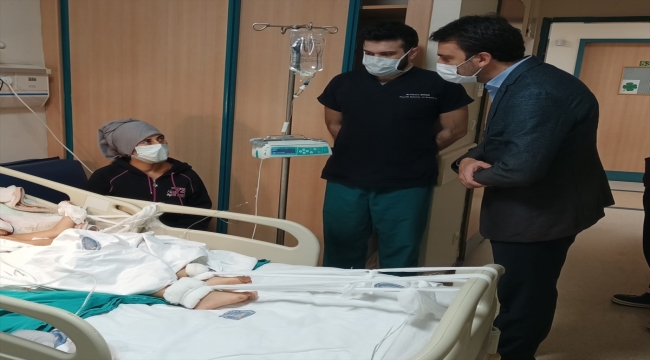 Gaziantep'te iki "pitbull"un saldırdığı çocuk servise alındı 