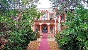 GÜNCELLEME - Bilecik Belediyesine giren şüpheli 3 dizüstü bilgisayarı çaldı