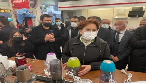 İYİ Parti Genel Başkanı Akşener, Osmaniye'de esnafı ziyaret etti