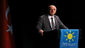 İYİ Parti İzmir'de Kalkınma Projeleri Konferansı düzenledi