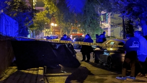 İzmir'de silahla vurulan bir kişi sokakta ölü bulundu