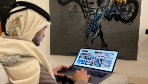 Katarlı ünlü ressam, AA'nın "Yılın Fotoğrafları"nı oyladı