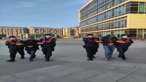 Kayseri Talas'ta faili meçhul hırsızlık olaylarının şüphelileri yakalandı