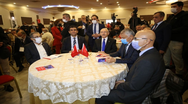 Kemal Kılıçdaroğlu, "Kanaat Önderleri, Muhtarlar ve STK Buluşmaları"na katıldı: