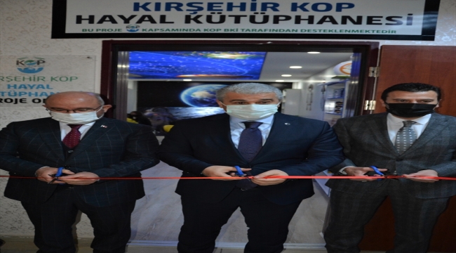 Kırşehir'de KOP desteğiyle uzay ve astronomi temalı Hayal Kütüphanesi açıldı