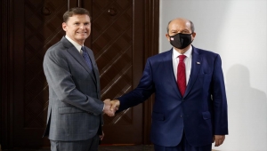 KKTC Cumhurbaşkanı Tatar, BM'nin yeni Kıbrıs Özel Temsilcisi Stewart'ı kabul etti: